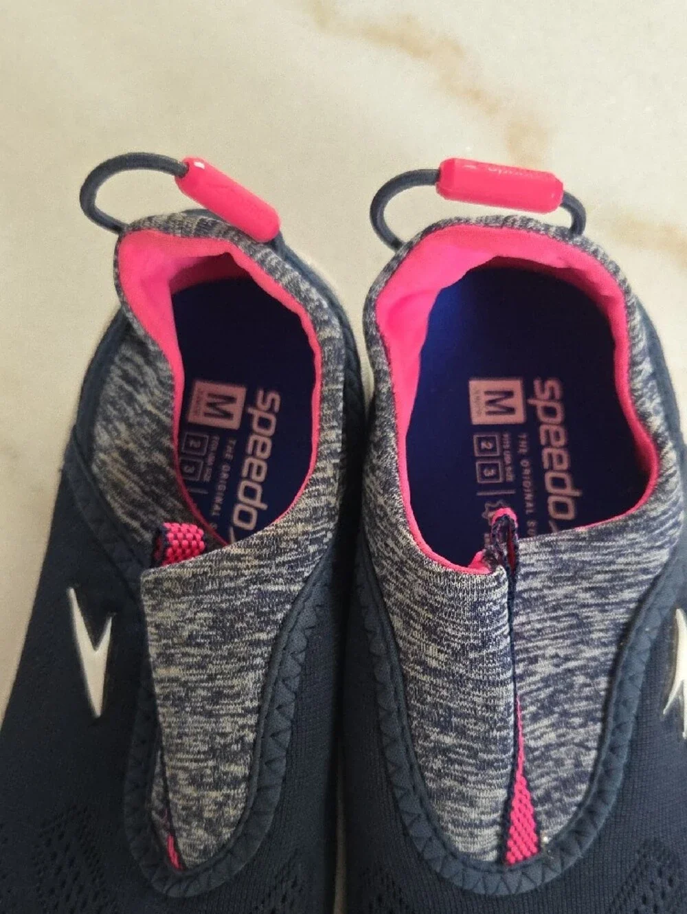 Speedo Navy Slip-On Water Shoes Size 2/3